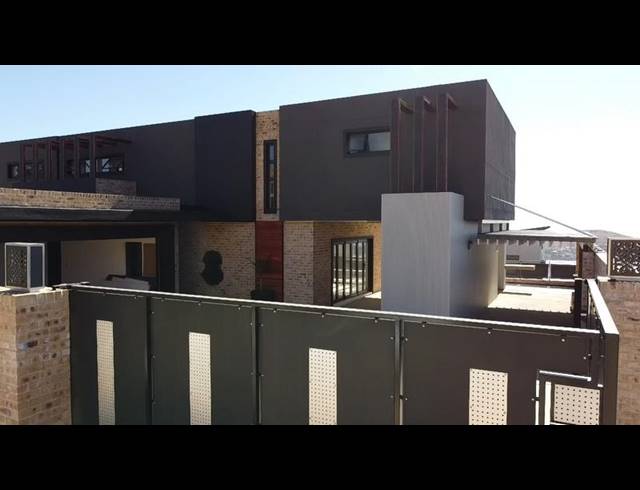 5 BEDROOM HOUSE FOR SALE IN NOORDHEUWEL